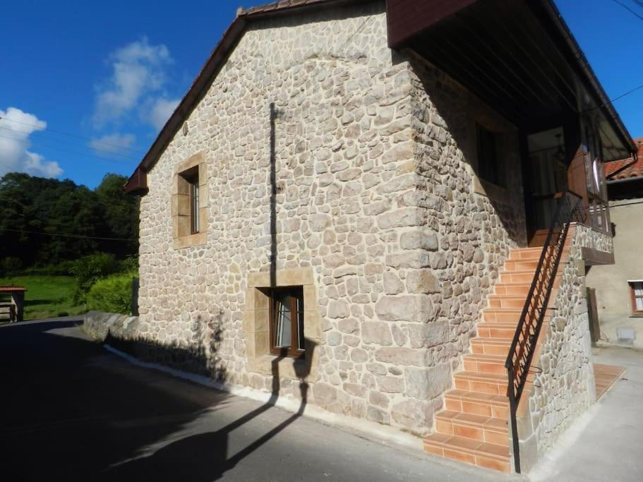 Apartamento En Cantabria, Treceño Buitenkant foto