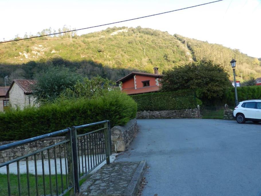 Apartamento En Cantabria, Treceño Buitenkant foto